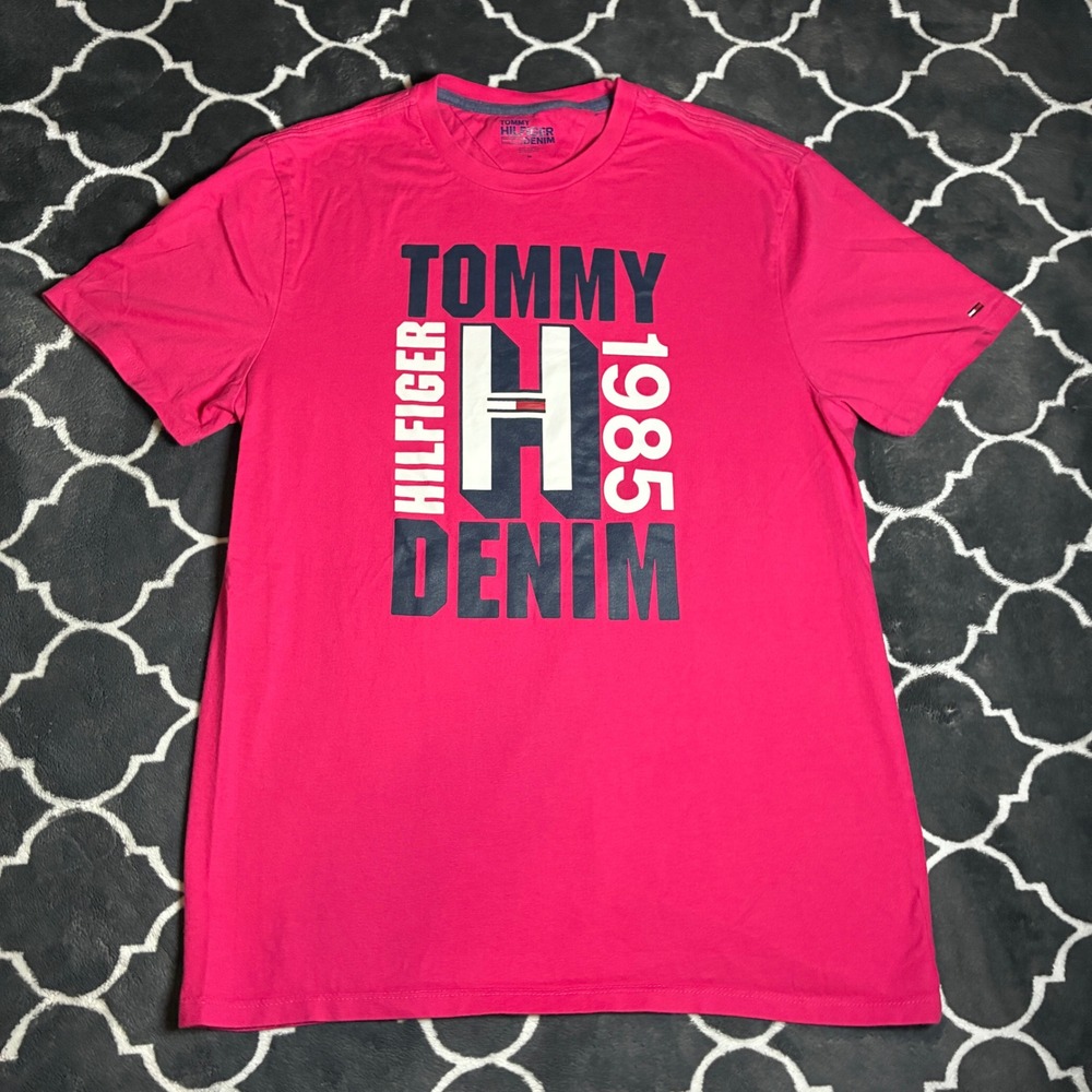 Tommy Hilfiger Denim Mens T-Shirt Medium Pink 1985 Graphic Short Sleeve‎ Tee M